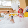 家族風呂や遊具有り施設も！【関西】子どもも楽しい日帰り温泉＆スーパー銭湯