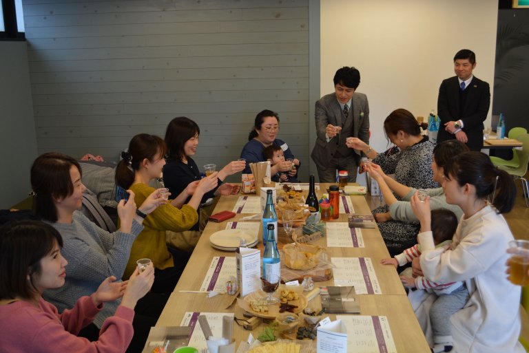 ママ飲み会