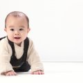 赤ちゃんがハイハイする時期は？知っておきたい練習方法や注意点もご紹介！