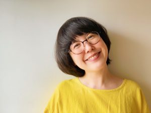ニジノ絵本屋いしいさん